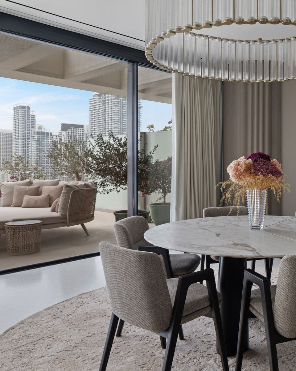 Living room 3
