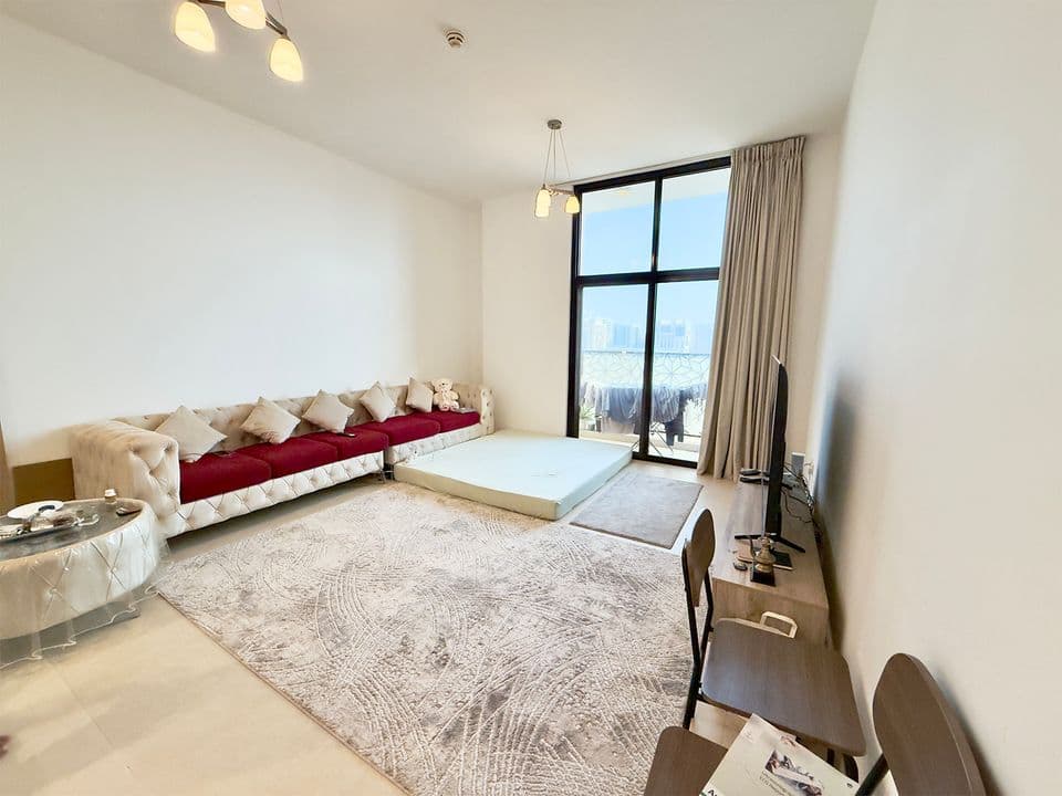 Photograph 2 of 10 of an apartment in Al Jaddaf.