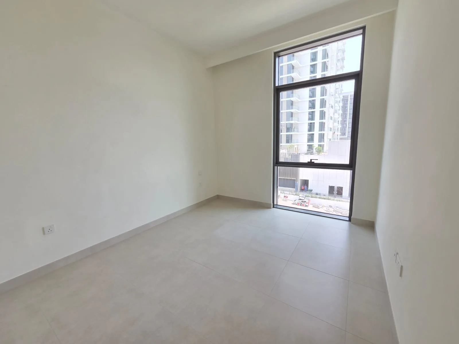 Photograph 6 of 8 of an apartment in Dubai Hills Estate.