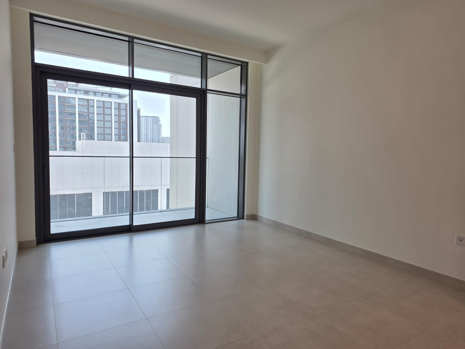 Photograph 3 of 8 of an apartment in Dubai Hills Estate.