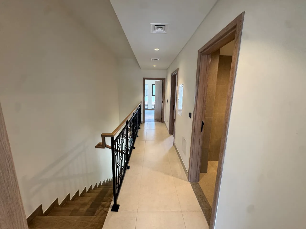 Photograph 4 of 10 of a townhouse in DAMAC Lagoons.