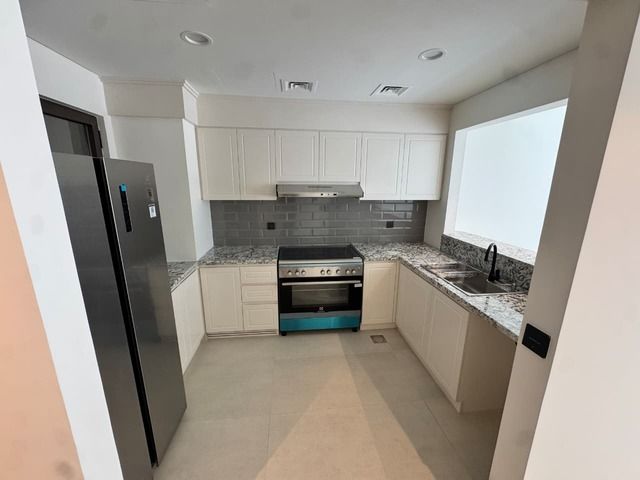 Photograph 4 of 10 of a townhouse in DAMAC Lagoons.